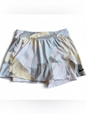 Nike Dri-Fit Skort Athletic Tennis Skirt Built-In Shorts Size Small